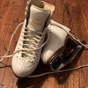 Jackson Artiste skates, size 1.5C